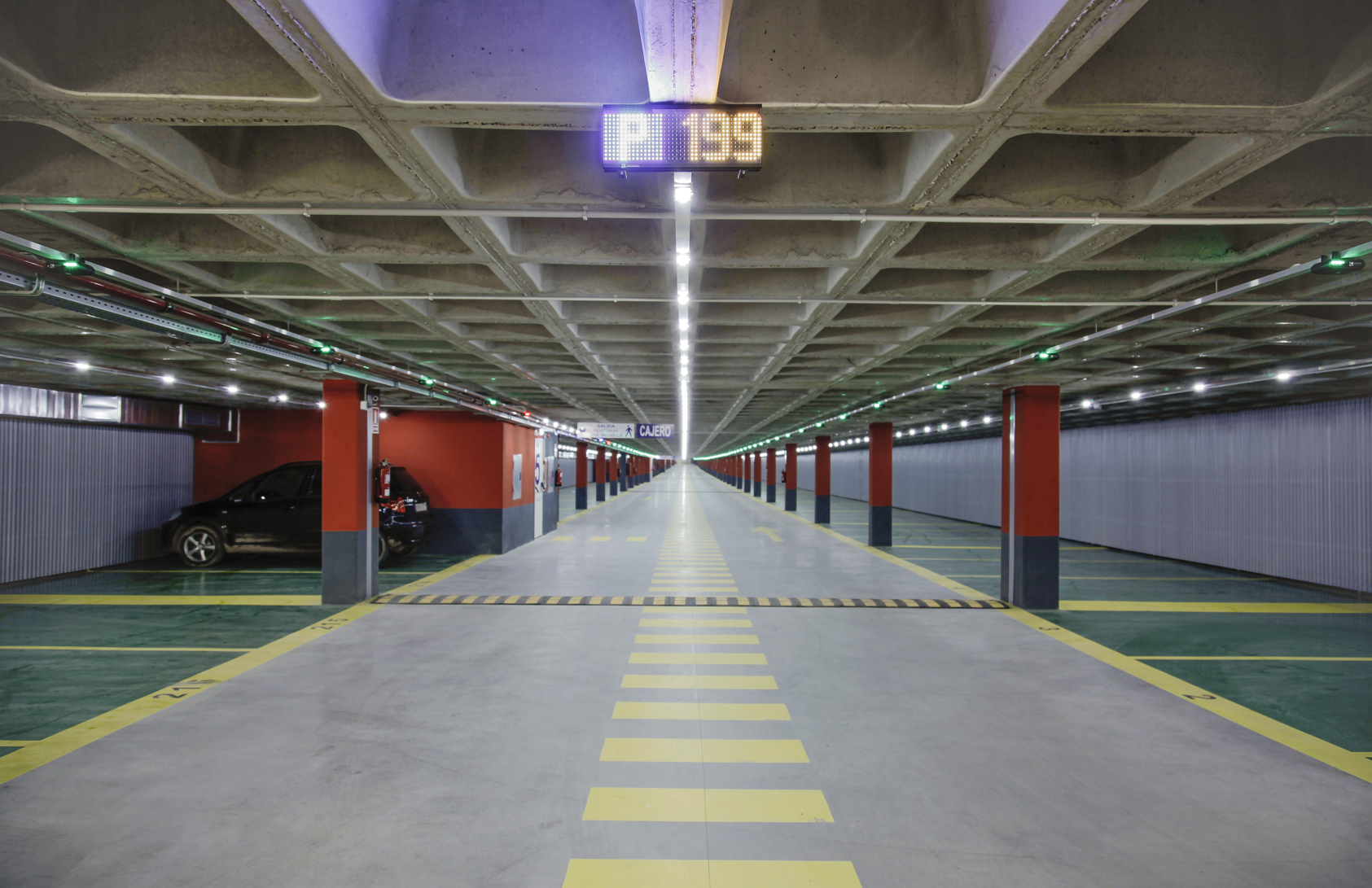 Circontrol presents its global efficient parking concept for shopping centers