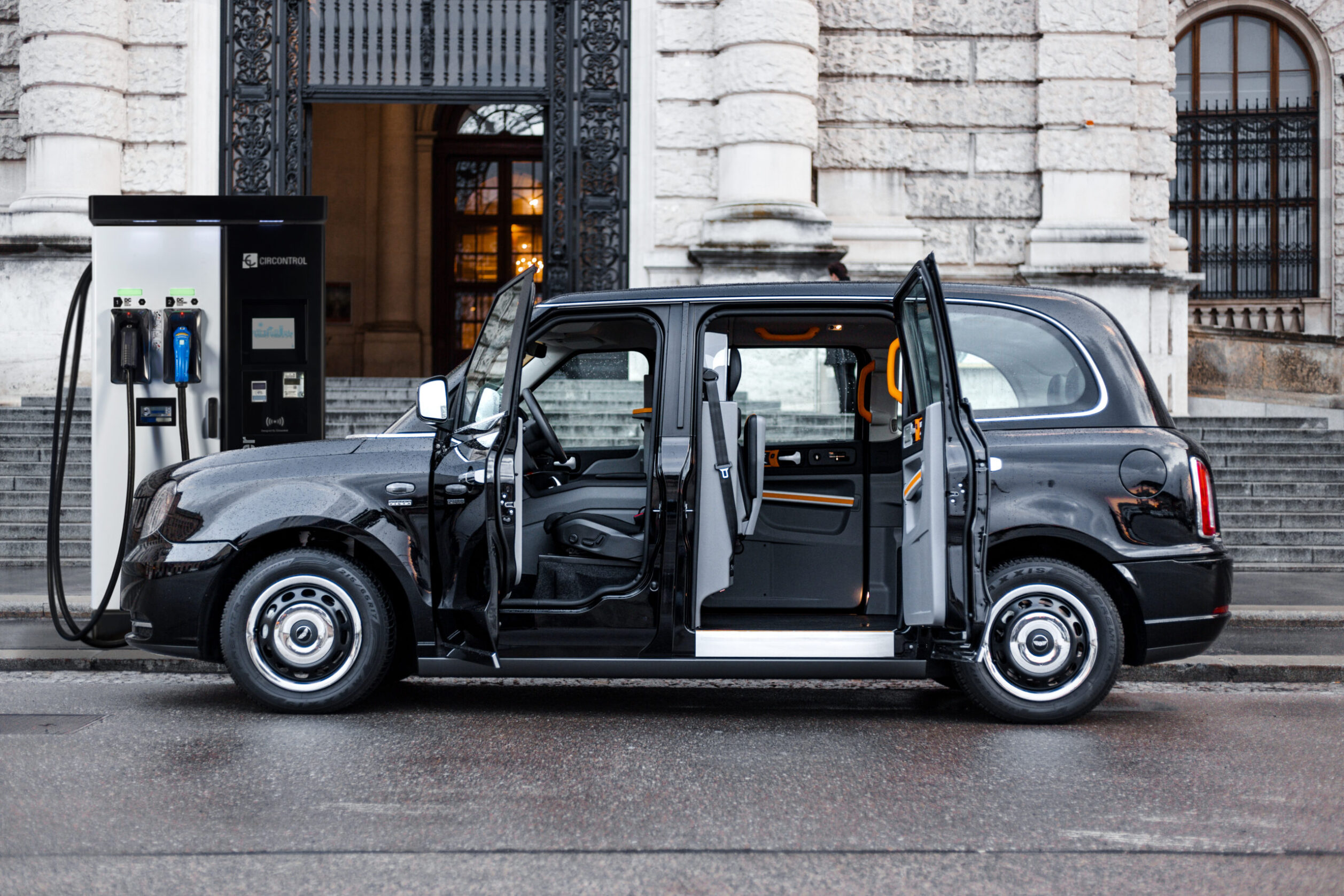 Circontrol s'est associée à la marque de taxis londoniens légendaires LEVC