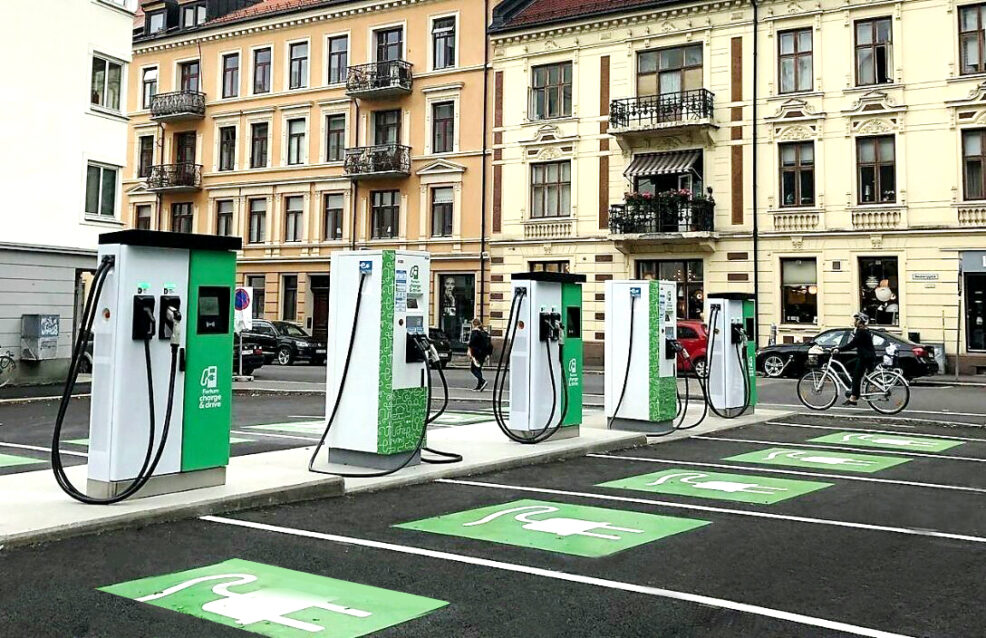 Lessons from the Nordic experience in Electric Vehicle uptake