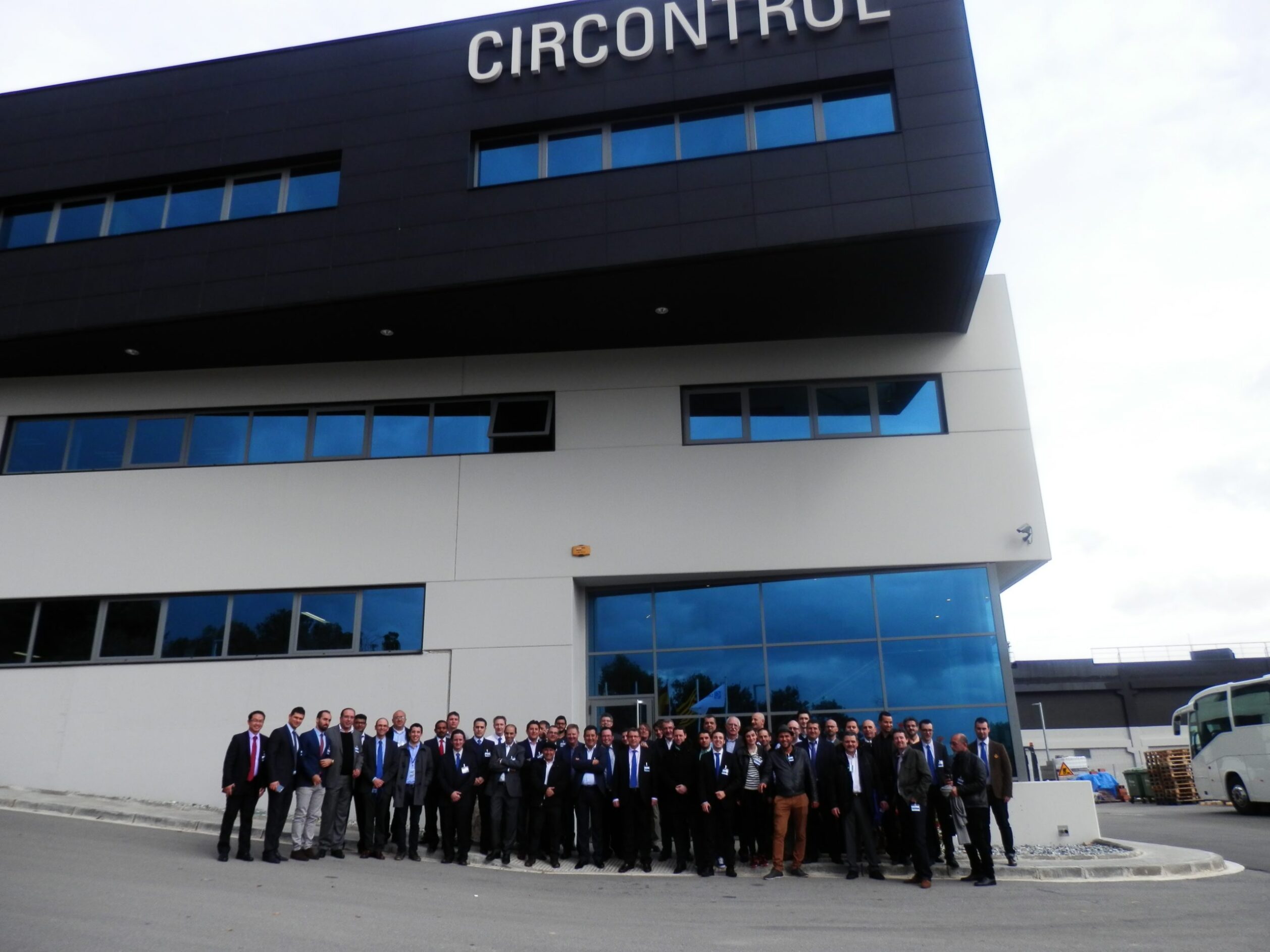Future of efficient car parking and the electric vehicle - Experts meet at Circontrol